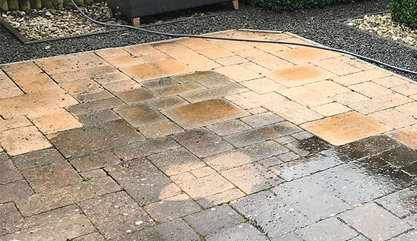 Zelf tuintegels impregneren